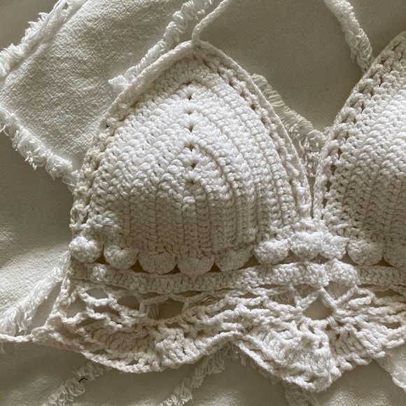 Crochet bikini top - Picture 4 of 5